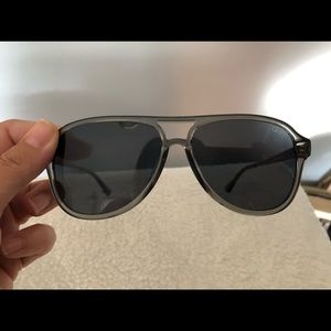 QUAY smoky gray aviators